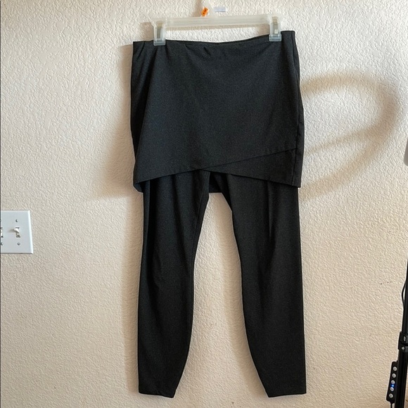 CAbi Charcoal Gray Leggings - Picture 5 of 5
